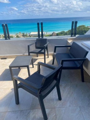 Fabulous Oceanview Suite Access to Beach & Pools